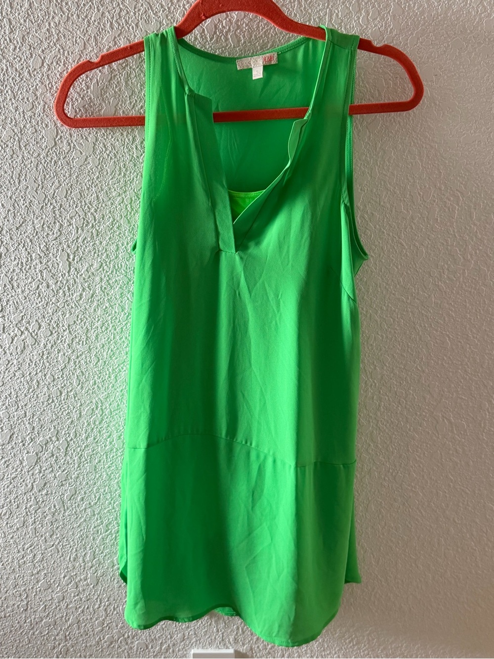 Gianni Bini Bright Green Sleeveless V-Neck Camisole